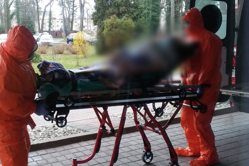Koronawirus w szpitalu w Strzelcach Opolskich. Seniorka leżąca na oddziale wewnętrznym była zarażona