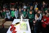 Uroczyste otwarcie nowoczesnego boiska Orląt Kielce i świąteczne spotkanie młodych piłkarzy, ich rodziców i trenerów. Zobacz zdjęcia