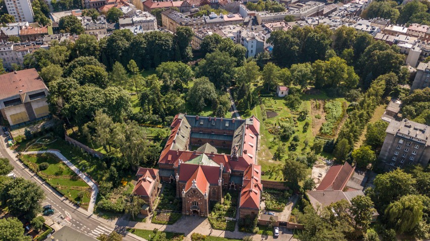 Kraków. Apelują o otwarcie klasztornych ogrodów dla mieszkańców [ZDJĘCIA]