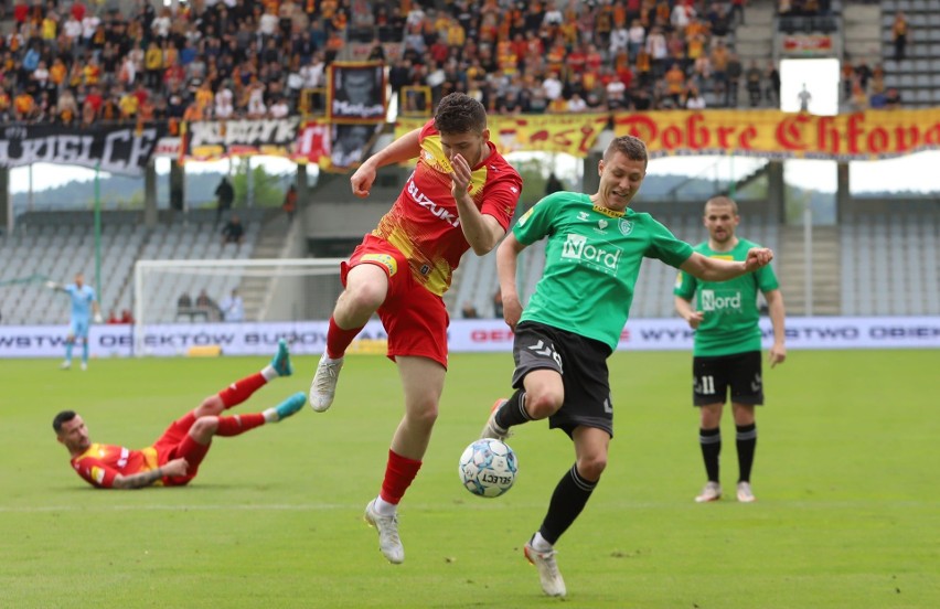 Korona Kielce straciła szanse na bezpośredni awans do ekstraklasy. Przegrała z GKS Katowice 1:2 w meczu Fortuna 1 ligi. Czekają ją baraże