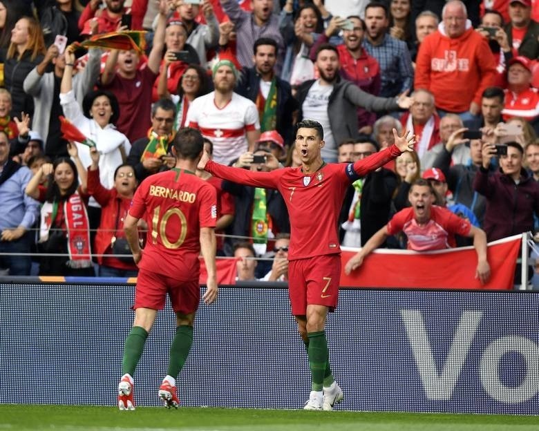 Na zdjęciu: Cristiano Ronaldo. Mecz Portugalia - Holandia to...