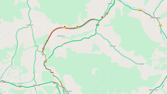 Wypadek na zakopiance w Krzeczowie utworzył dziś duże korki