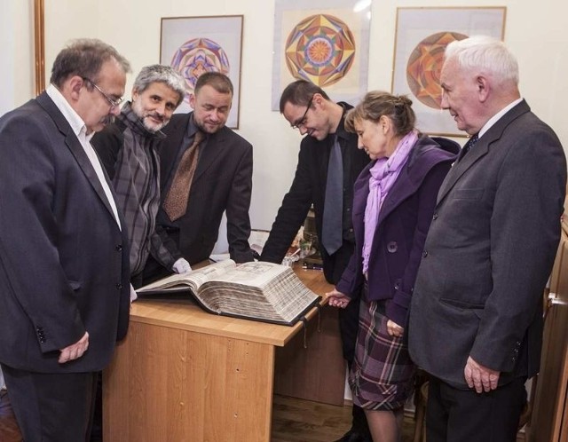 Oryginalny pierwszy egzemplarz sprzed 450 lat oglądać będzie można w Muzeum Regionalnym w Pińczowie tylko w nadchodzącym tygodniu.