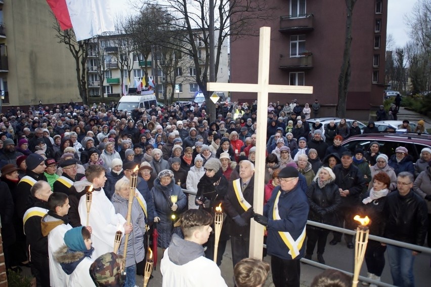 W piątek (12 kwietnia) po mszy świętej, która odbyła się w...