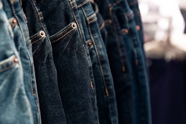 Spodnie jeansowe to ulubiony element garderoby kobiet na...