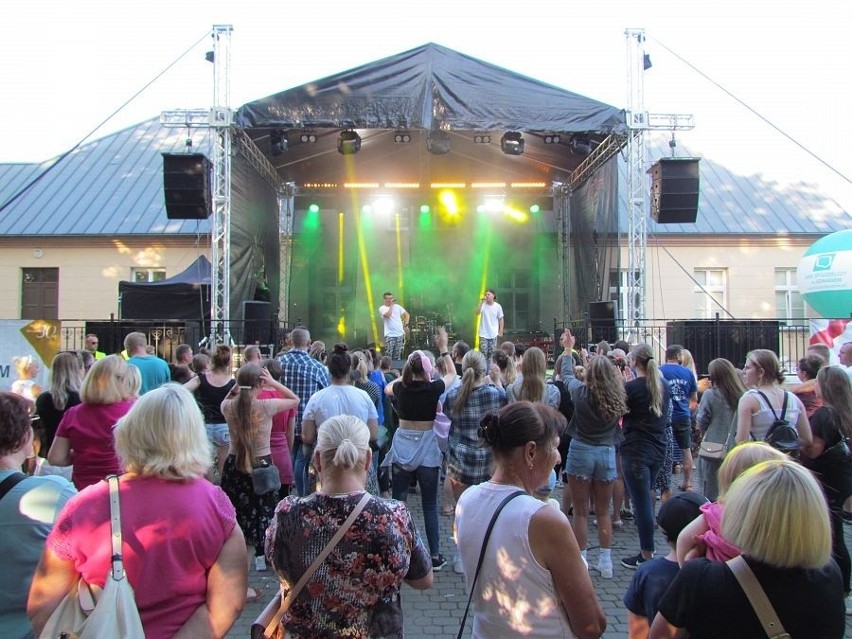 Zlot motocyklowy, koncert Stachurskiego, wesołe miasteczko. Zobacz, co się działo podczas Dni Jedwabnego