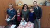 13 paczek z darami ze Szkoły Podstawowej nr 2 w Nowem
