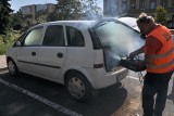 Bezpłatna dezynfekcja samochodów w Częstochowie. Tym razem wzięło w niej udział kilkadziesiąt osób