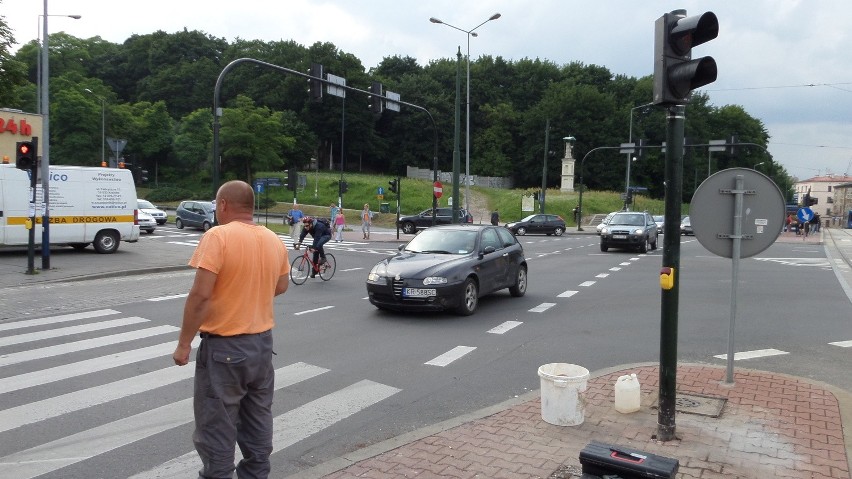 Utrudnienia na skrzyżowaniu Wielickiej i Limanowskiego.