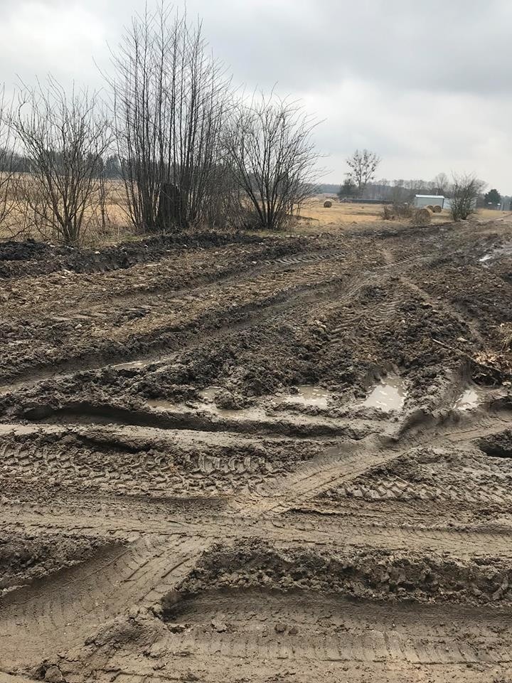 Ulica Łąkowa w Olmontach po naprawie