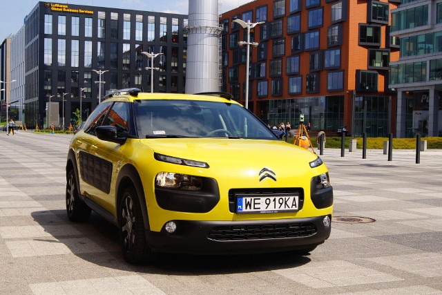 Citroën C4 Cactus to samochód osobowy typu crossover, klasy aut miejskich, produkowany przez francuski koncern PSA Peugeot Citroën od roku 2014. Czy warto się nim zainteresować?Fot. Bogusław Korzeniowski