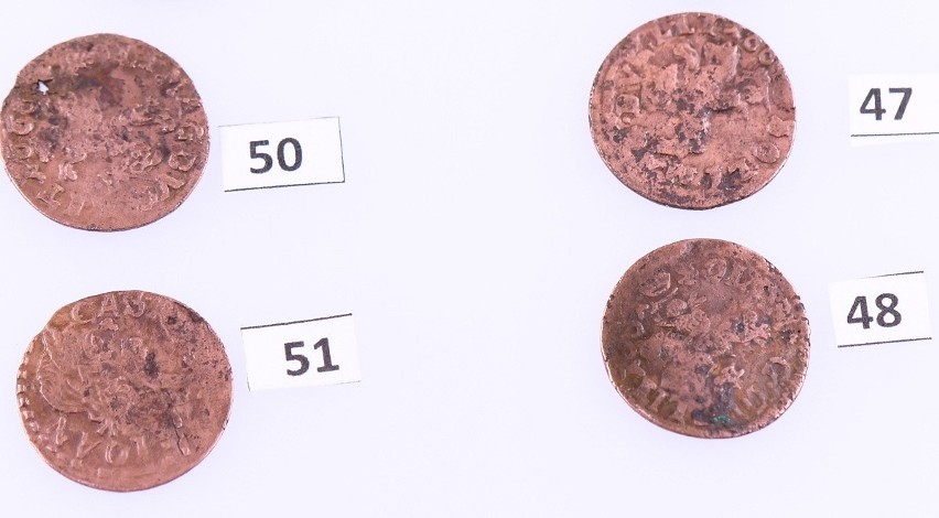 Nielegalna przesyłka z XVII-wiecznymi monetami
