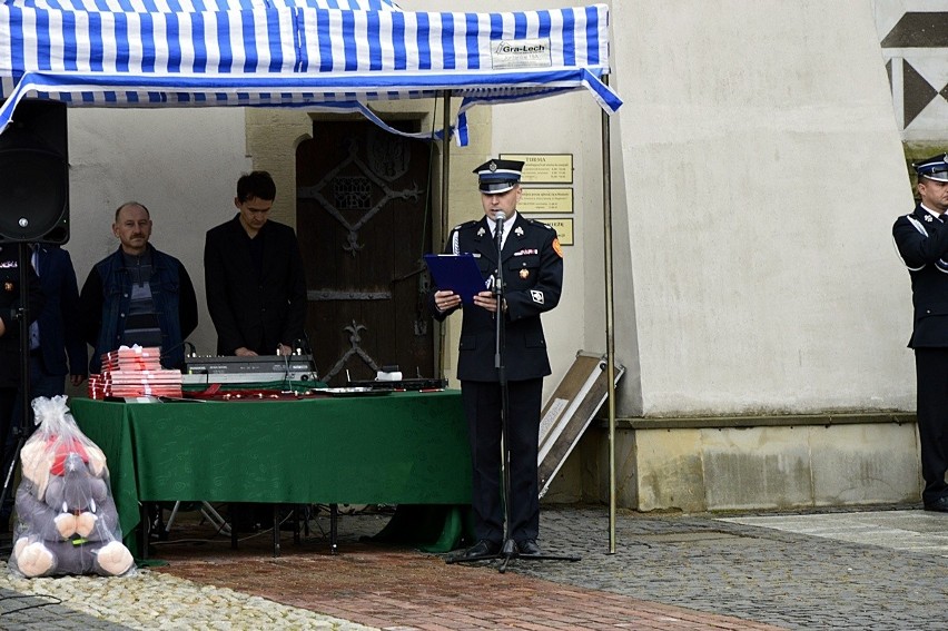 Gorlice. Druhowie z OSP podziękowali za sprzęt wartości wielu milonów złotych [ZDJĘCIA]