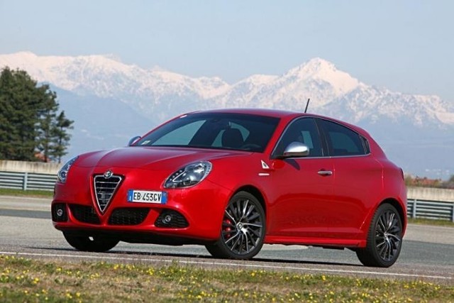 Alfa Romeo: MiTo i Giulietta z rabatem dla fanów marki