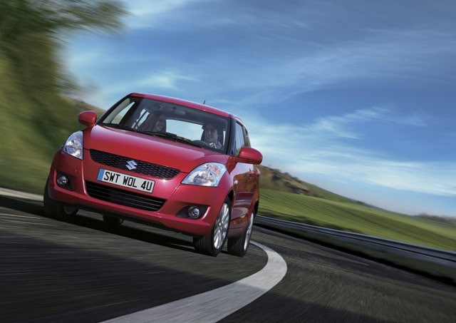 Suzuki Swift, rabat 7 500 zł. Oferta wyprzedażowa: 1.2...