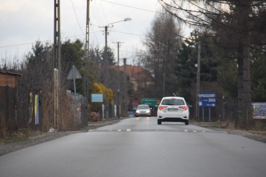 Zjazd z autostrady kończy się teraz w Ostrowie. Aby jechać...