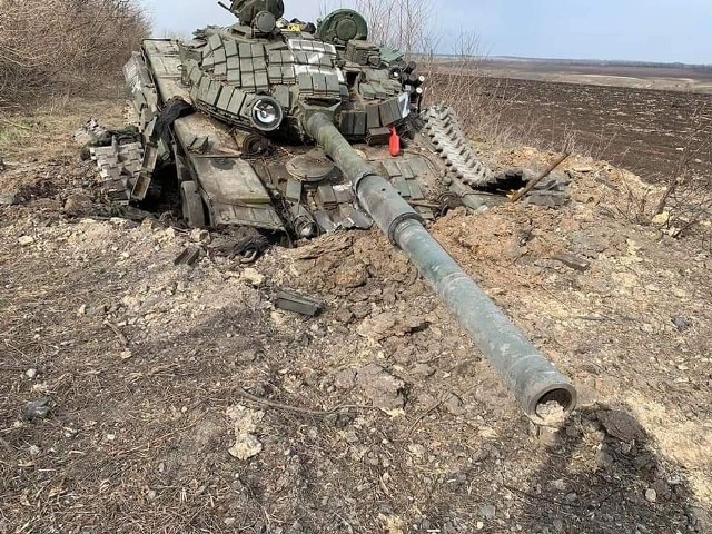 Rosyjska armia straciła już 684 czołgi podczas inwazji na Ukrainę