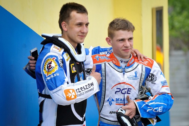 Najwięcej punktów dla Stali zdobył w Tarnowie Mateusz Rząsa - z prawej. Obok Grzegorz Bassara.