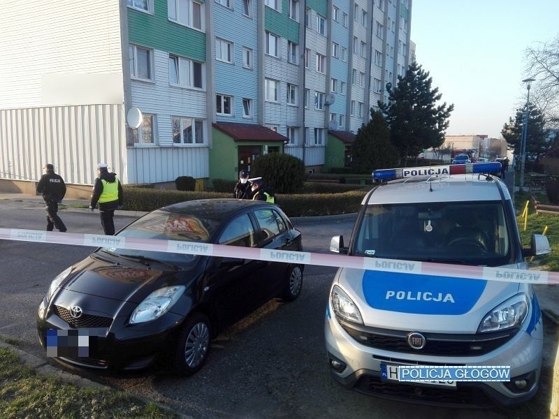 Wybuch w wieżowcu. Mężczyzna stracił dłoń. To on sam doprowadził do eksplozji