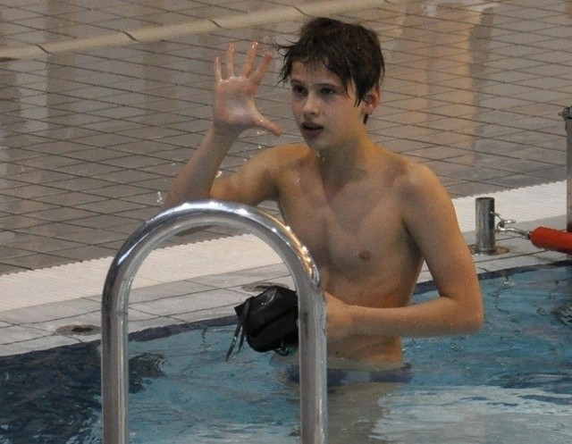 Dominik Bujak czołowy pływak kraju w kategorii 13-latków.