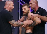 Conor McGregor uderzył w pubie starszego człowieka. Bo... nie chciał się z nim napić! [WIDEO]