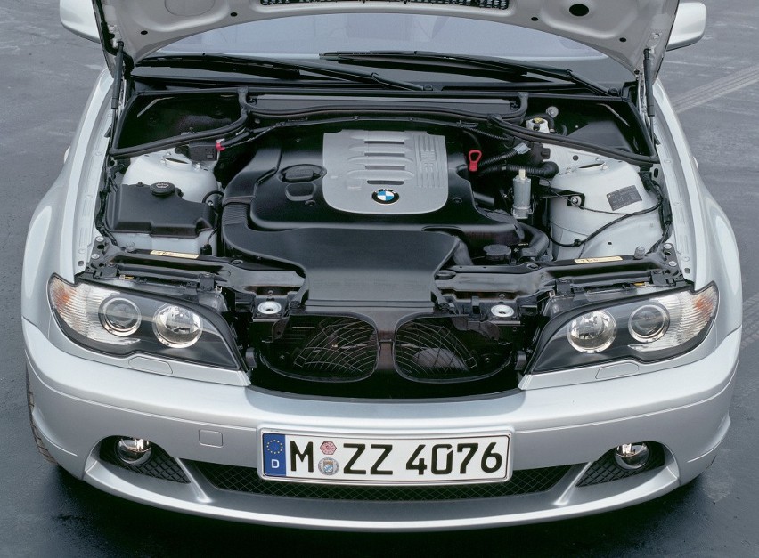 W 1998 roku BMW zaprezentowało sześciocylindrowy silnik...