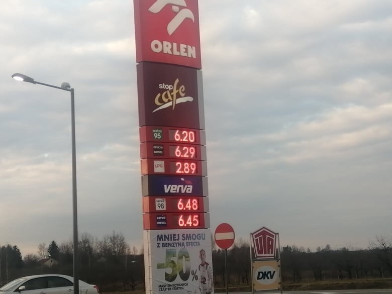 Stacja PKN Orlen Wysiadłów gmina Wilczyce