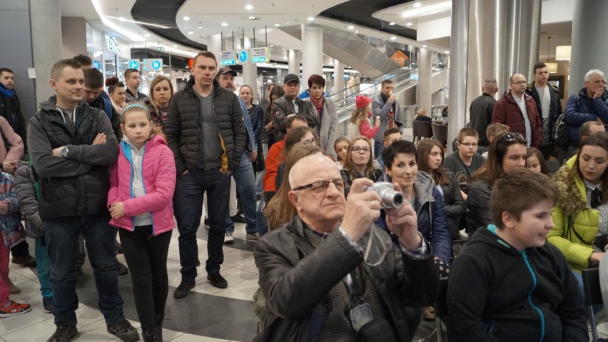 Tłumy w Rybniku na wystawie Majsiuka. Sławy ROWu Rybnik o...