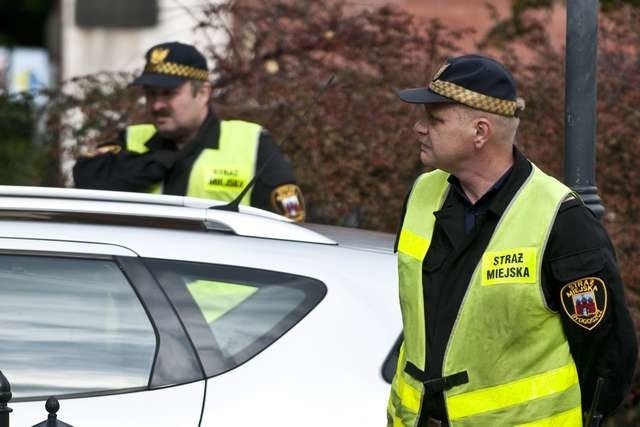 Strażnicy miejscy jeszcze w tym roku mają stracić uprawnienia do korzystania z fotoradarów