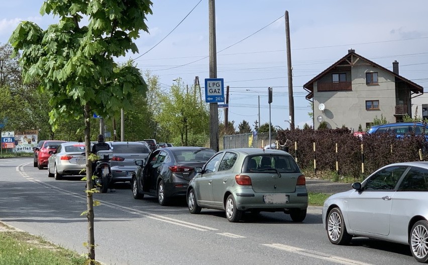 Północna część Rybnika odcięta. Gigantyczny korek to efekt...