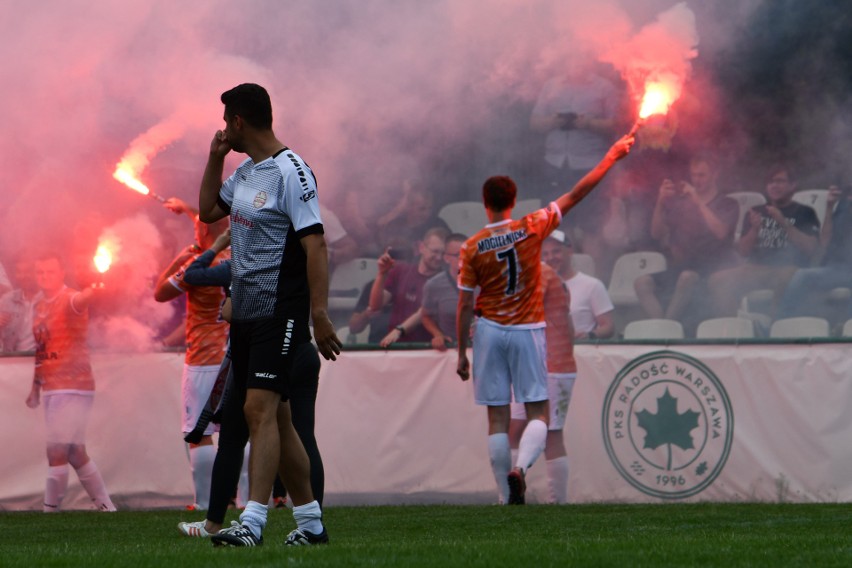 Okręgowy Puchar Polski. Radosne derby Nowego Światu czyli #DnoDna3