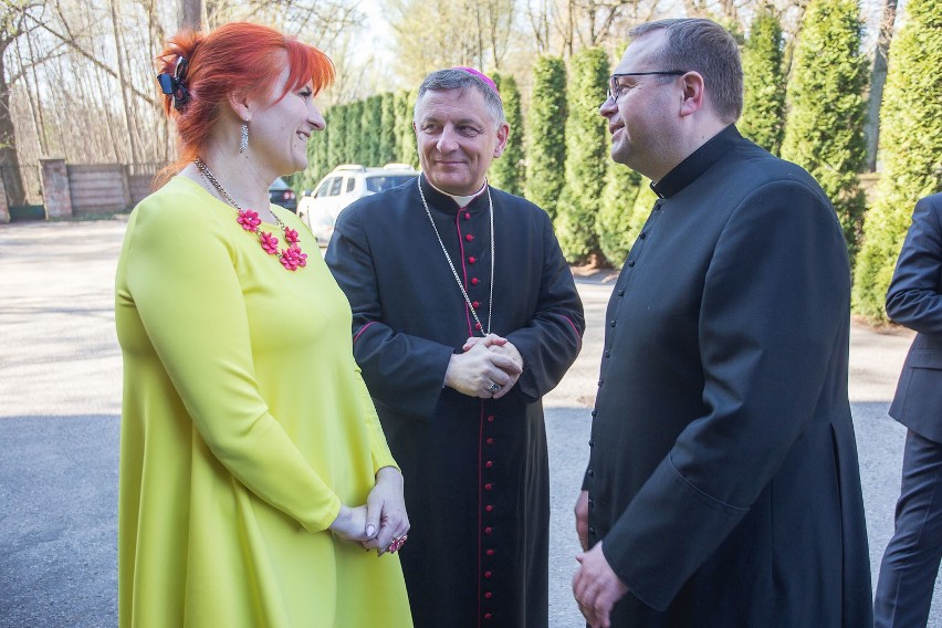 W Niedzielę Zmartwychwstania Pańskiego (21.04.2019) w...