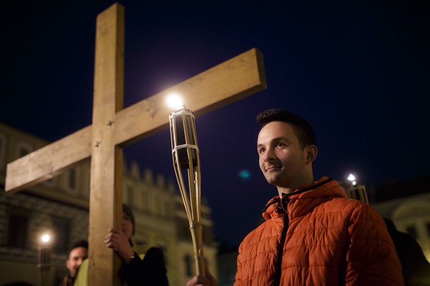 Tarnowska Droga Krzyżowa na ulicach miasta [ZDJĘCIA]