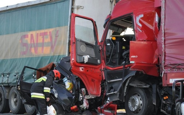 Tragiczny wypadek na ulicy Kluczborskiej w Oleśnie.