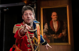 "Zemsta" w Białostockim Teatrze Lalek to spektakl kompletny
