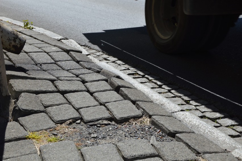 U góry malowanie, na dole brak przejścia