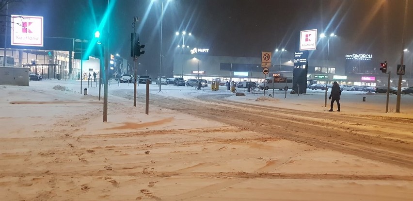 Zima w Białymstoku 2018: Internauci przesłali zdjęcia miasta zasypanego śniegiem