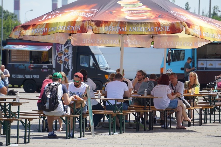 Festiwal Smaków FOOD Trucków zaprosił łodzian na Wielką...