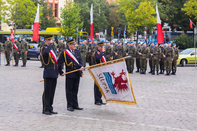 Uroczystości rocznicowe września 39' na placu Zwycięstwa w Słupsku.