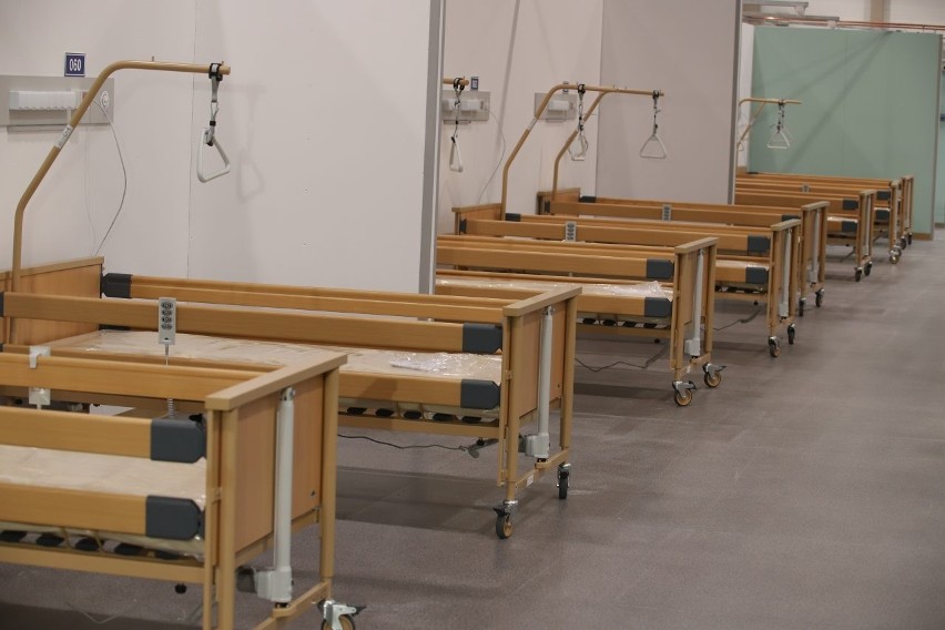 Szpital tymczasowy w hali Expo Łódź został przygotowany...