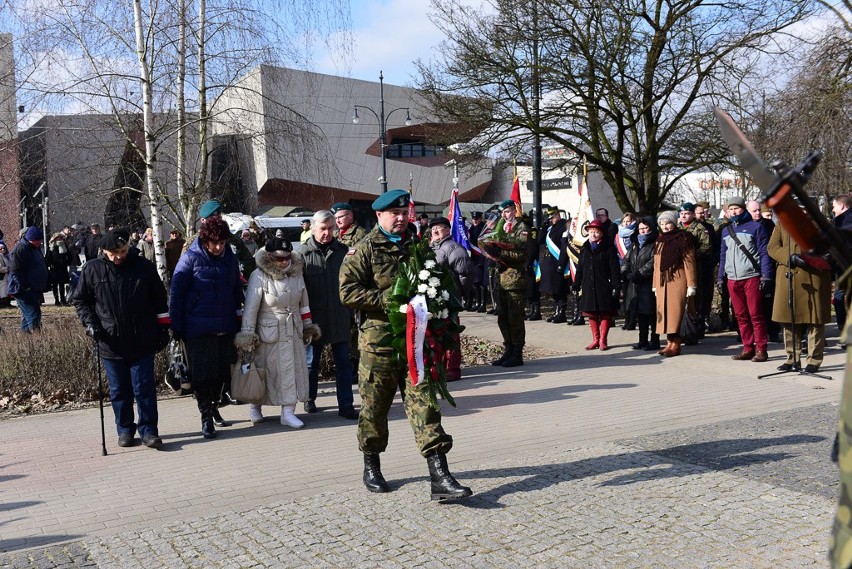 Dzisiaj (01.03) w Toruniu, podobnie jak w całym kraju,...