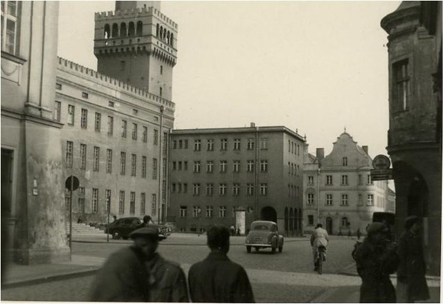 Ratusz i Rynek na przełomie lat 50 i 60.