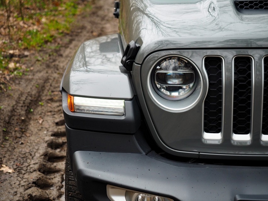 Jeep Gladiator jest dostępny tylko z jednym silnikiem 3.0 V6...
