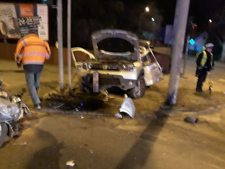 Wypadek na Wysockiego w Białymstoku. Dacia zderzyła się z...