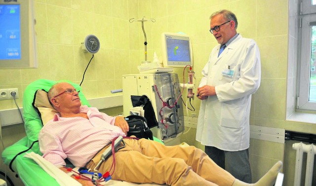 - Z dializ korzysta w naszym szpitalu 115 pacjentów - mówi doktor Wacław Bentkowski z Klinicznego Szpitala Wojewódzkiego numer 1 w Rzeszowie