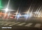 Gorzów. "Nie poszło". Chciał ścigać się na zlocie, nie wiedział, że w BMW są policjanci. Posypały się dowody i prawa jazdy w Gorzowie