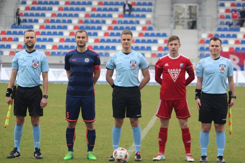 [ZDJĘCIA] 3. Liga. Broń Radom pokonała w dobrym stylu Unię Skierniewice 