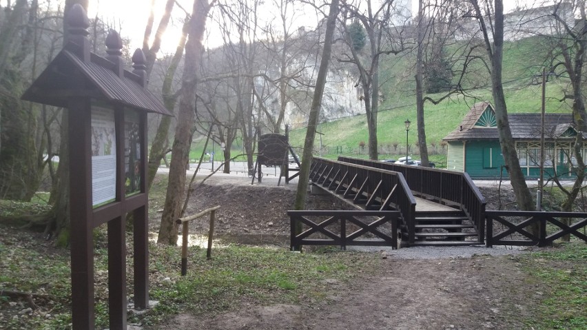 Tuż obok parkingu pod zamkiem znajduje się odremontowany...