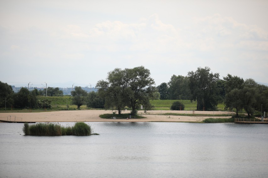 Krakowskie "małe Mazury" jeszcze przed startem nowego kąpieliska