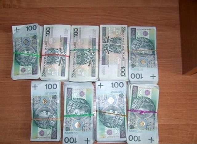 Oszust sprzedał fikcyjną stal budowlaną. Zarobił 500 tysięcy złotych